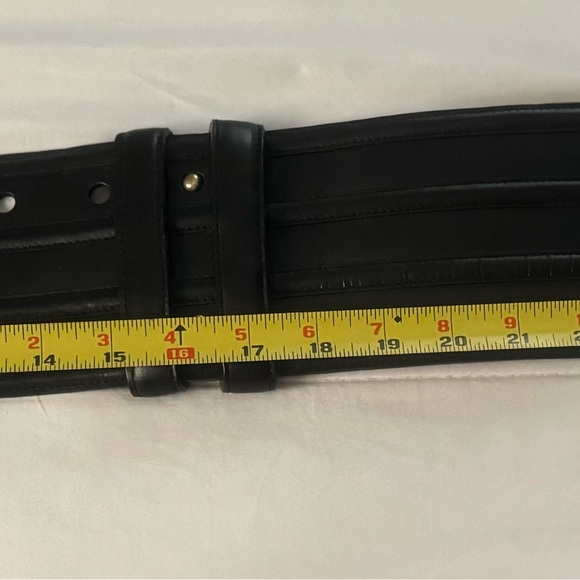Gently used Tracy Reese TR101 OSFA adjustable belt - Picture 4 of 9